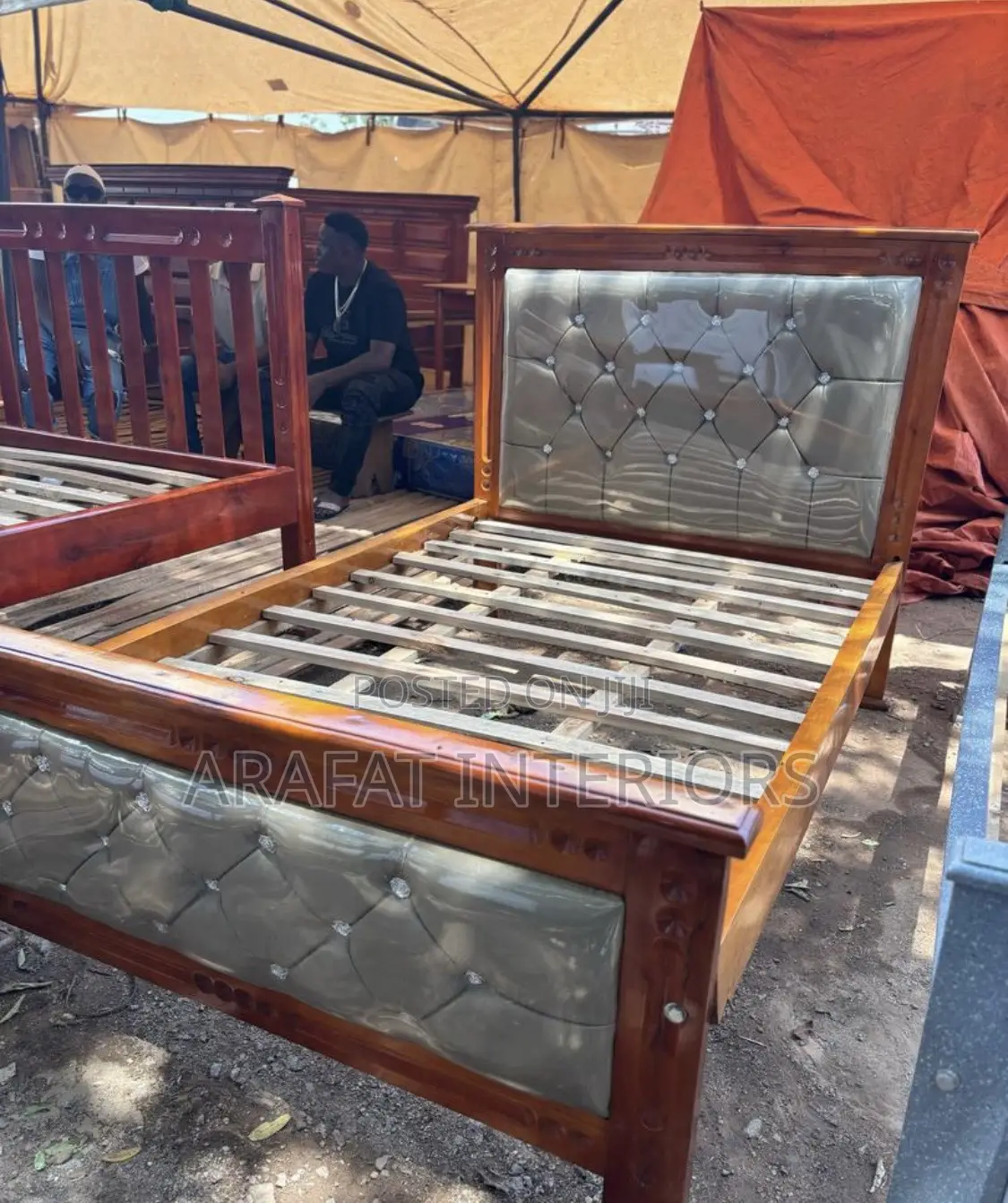 4by6 Leather Bed in Mahogany Color