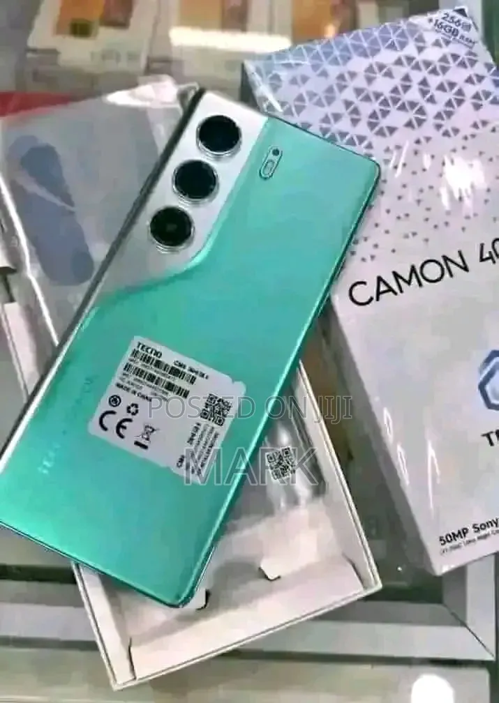 New Tecno Camon 40 Pro 5G 256 GB Green