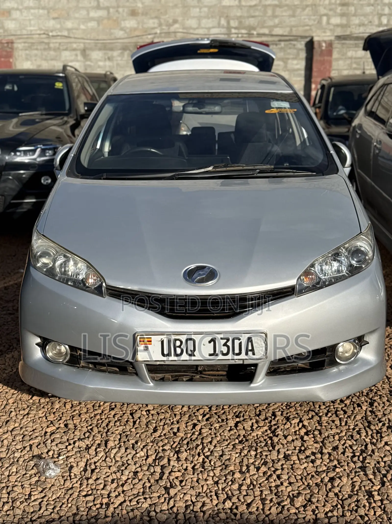 Toyota Wish 2010 Silver