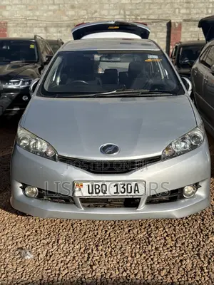 Toyota Wish 2010 Silver