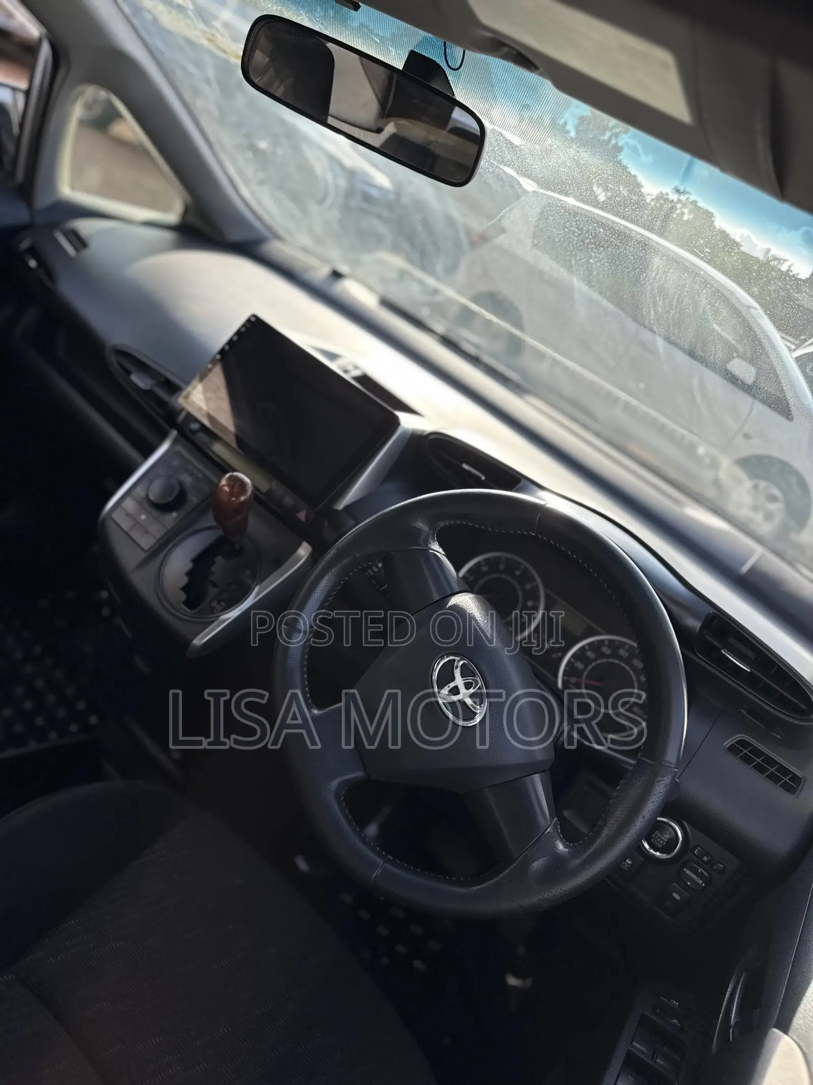 Toyota Wish 2010 Silver