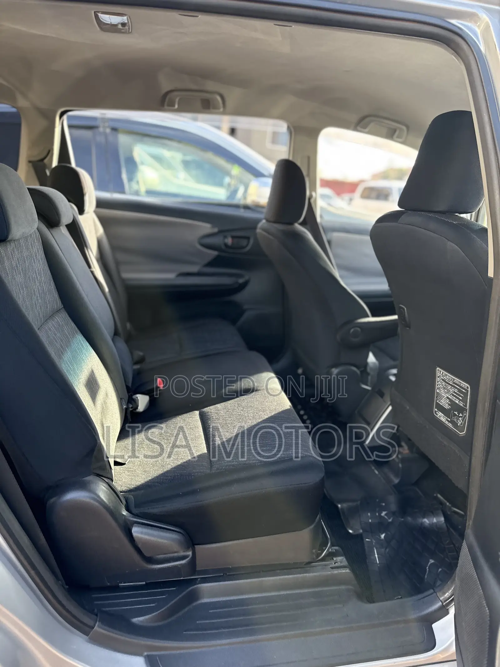 Toyota Wish 2010 Silver