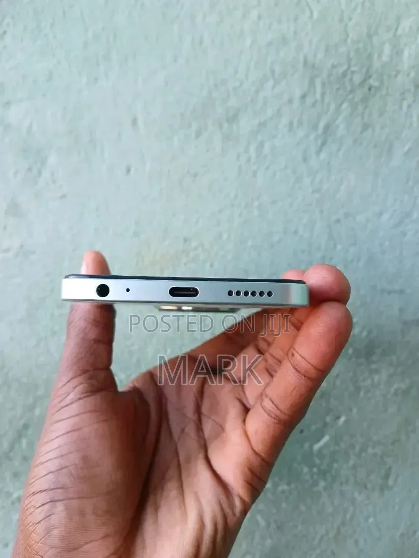 New Tecno Spark 30C 128 GB Blue