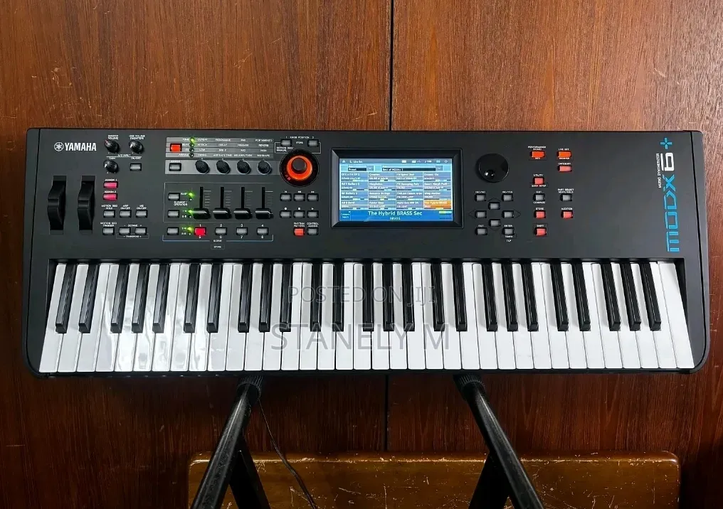 Yamaha Modx6+ Keyboard Piano
