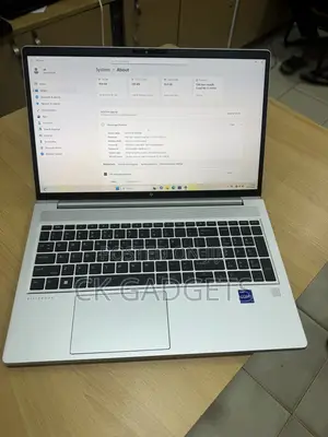 New Laptop HP EliteBook 640 G10 16GB Intel Core i7 SSD 1T