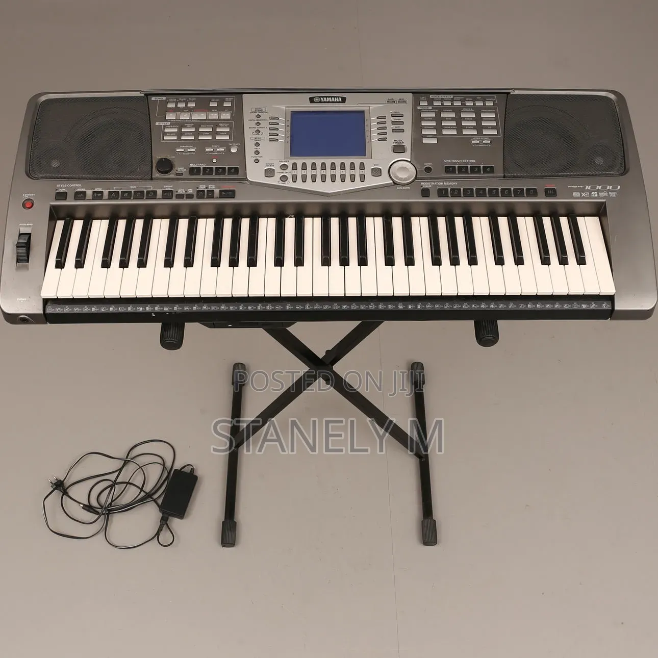 Yamaha PSR 1000 Keyboard Piano