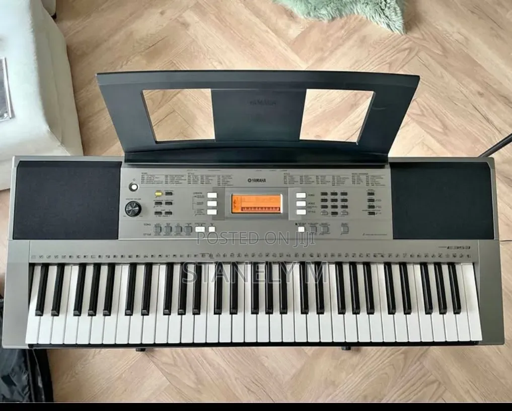 Yamaha PSR E353 Keyboard Piano