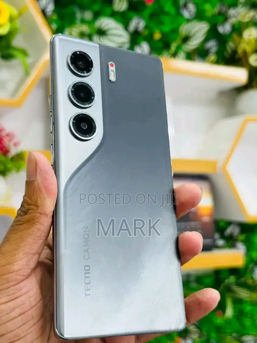 New Tecno Camon 20 Pro 5G 256 GB Black