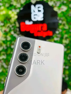 New Tecno Camon 40 Pro 5G 256 GB Gold