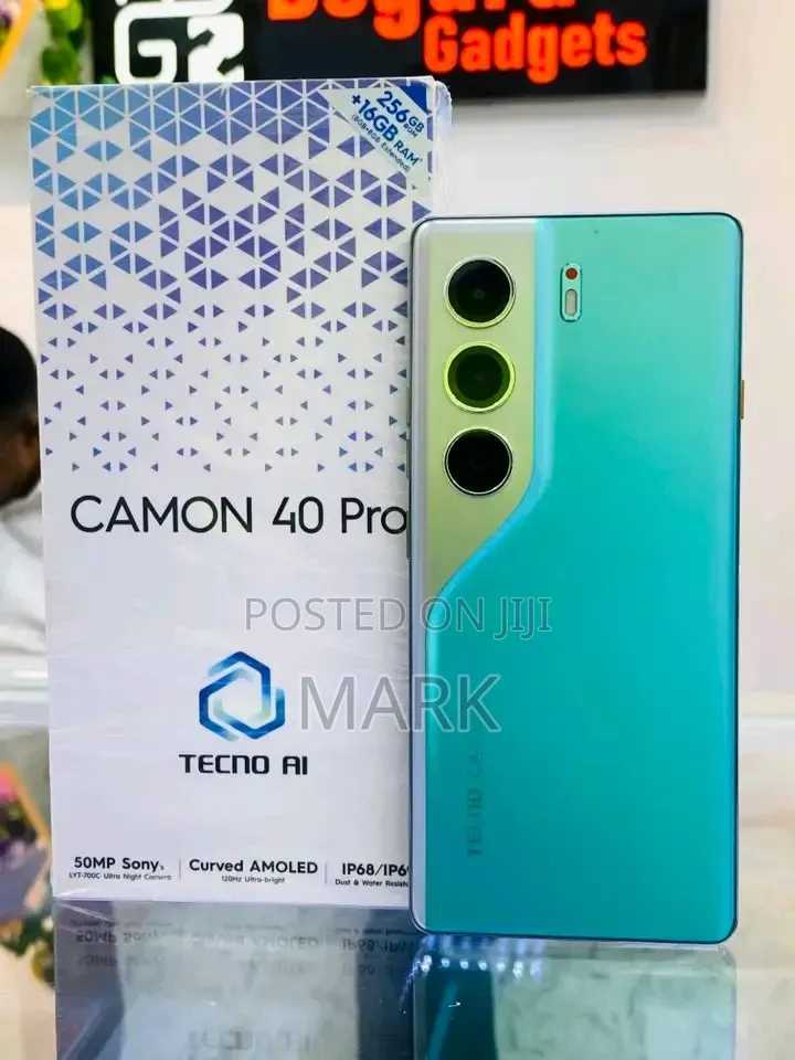 New Tecno Camon 40 Pro 5G 256 GB Green