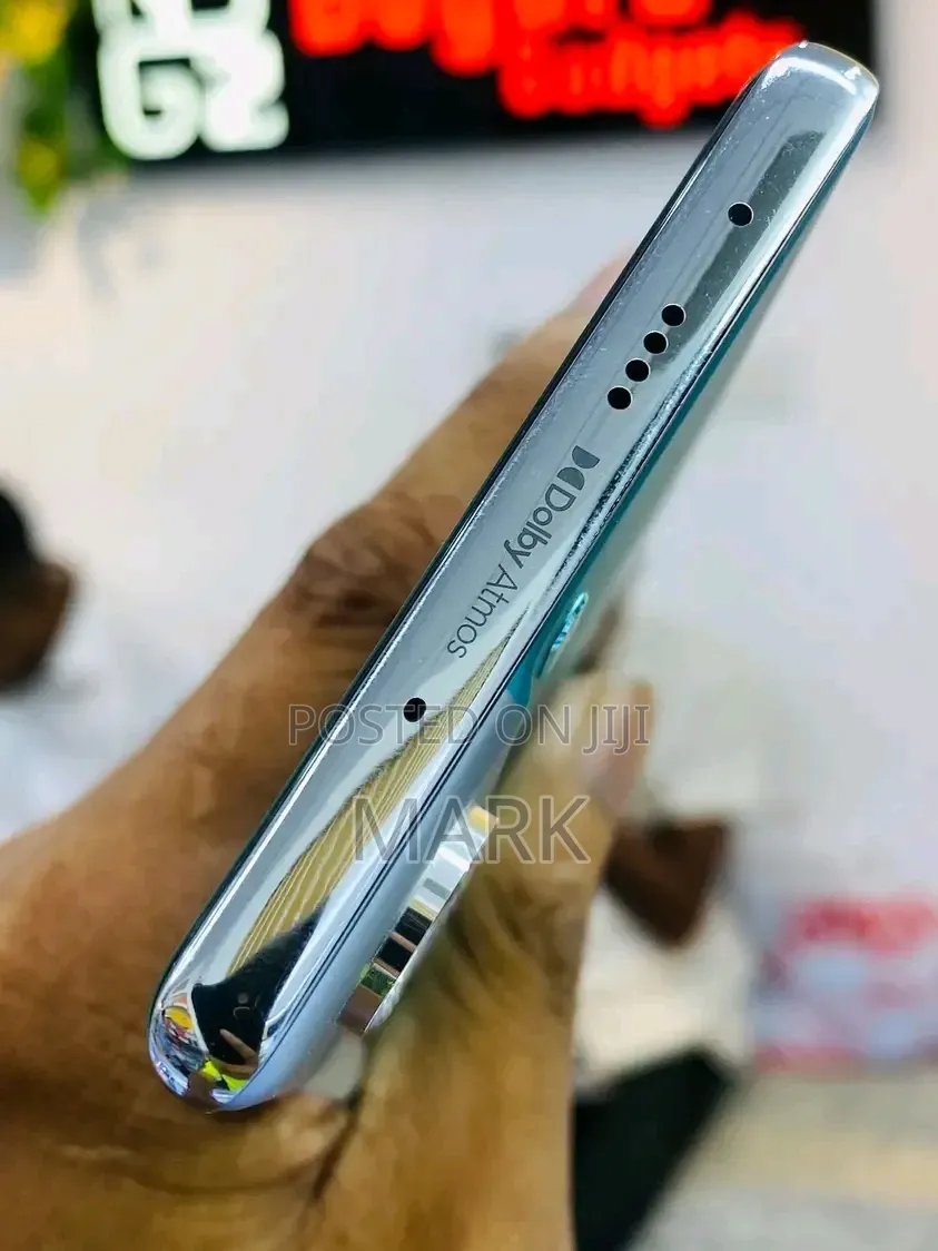 New Tecno Camon 40 Pro 5G 256 GB Green