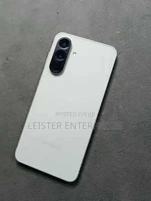 New Samsung Galaxy A56 256 GB Green