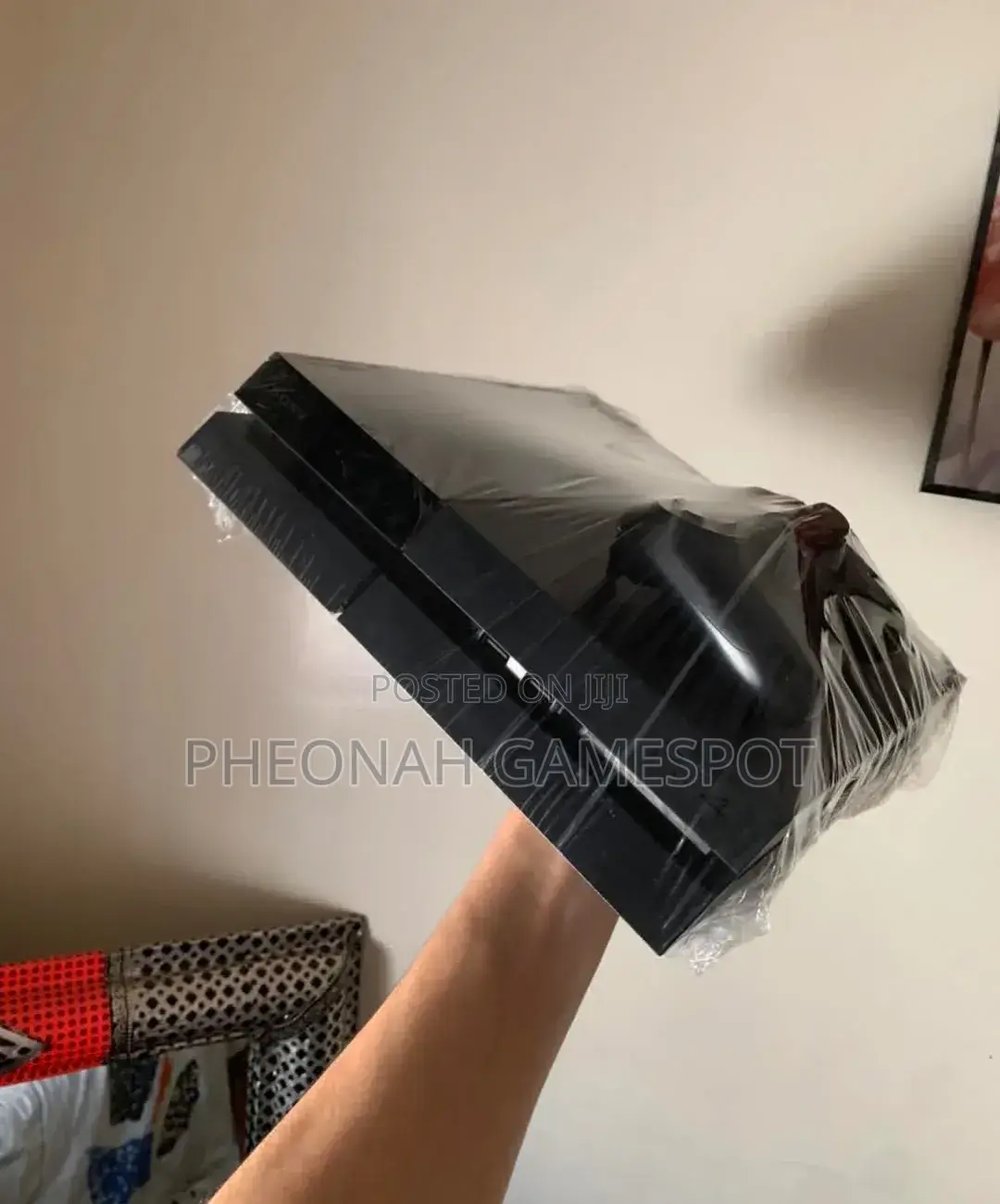 Ps4 Standard: Your Roommates Will Envy You! 12 Games on Board. 2 Pads