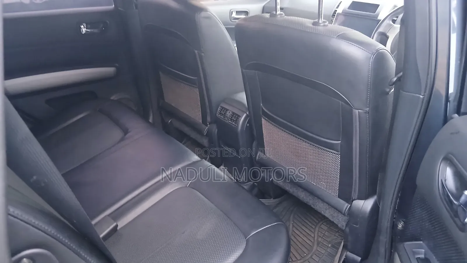 Nissan X-Trail 2.0 Petrol XE 2011 Gray