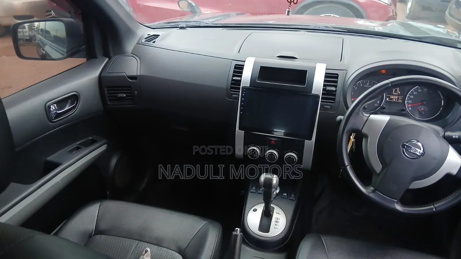 Nissan X-Trail 2.0 Petrol XE 2011 Gray