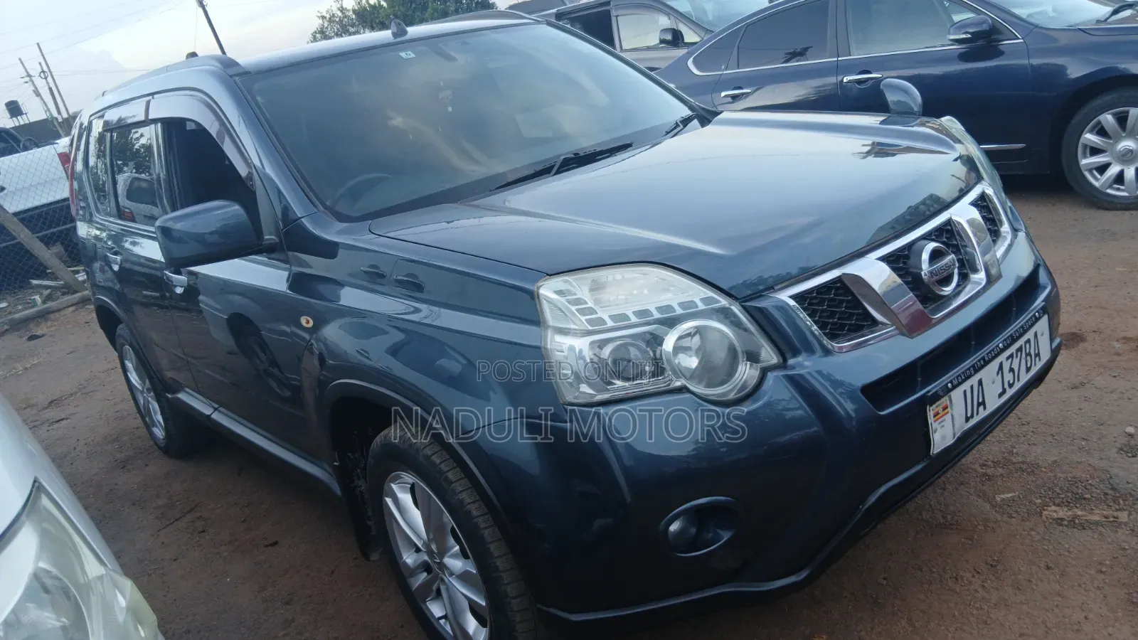 Nissan X-Trail 2.0 Petrol XE 2011 Gray
