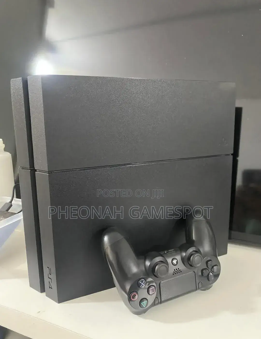 Uk-Imported Ps4 Standard