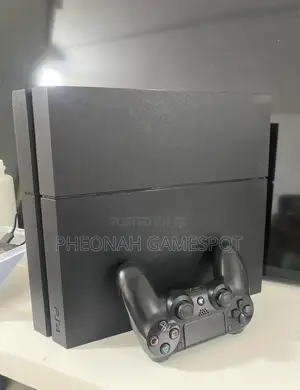 Uk-Imported Ps4 Standard
