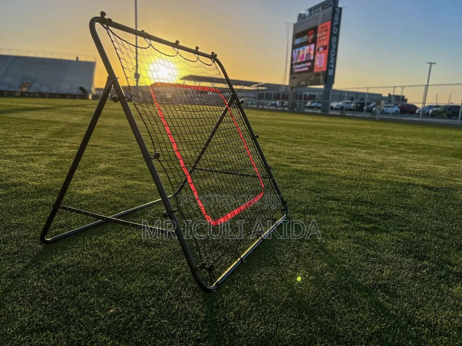 Portable Sports Rebounder Net Fr Training in Soccer,Baseball,Volleybal