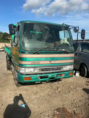 Hino Truck