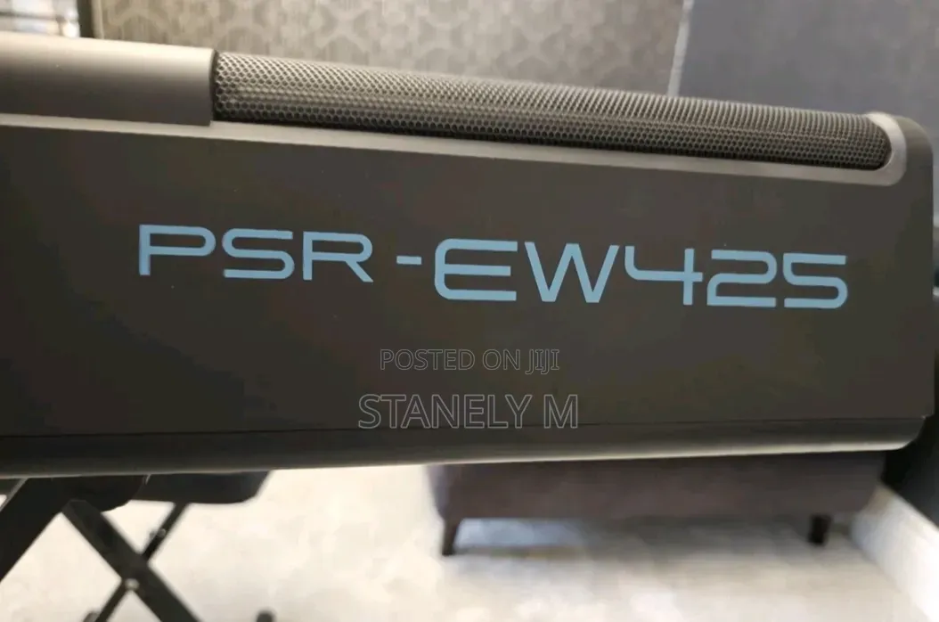 Yamaha PSR Ew425 Keyboard Piano