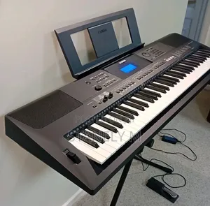 Yamaha Keyboard PSR Ew400 77 Keys