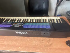 Yamaha PSR 185 Keyboard Piano