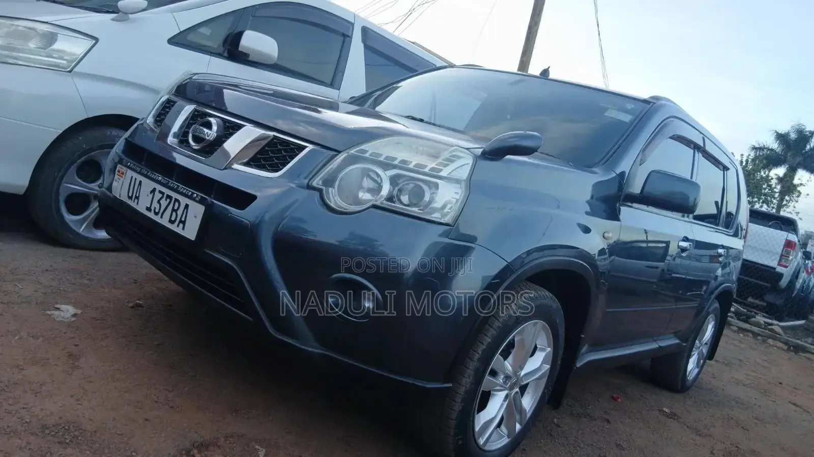 Nissan X-Trail 2.0 Petrol XE 2011 Gray