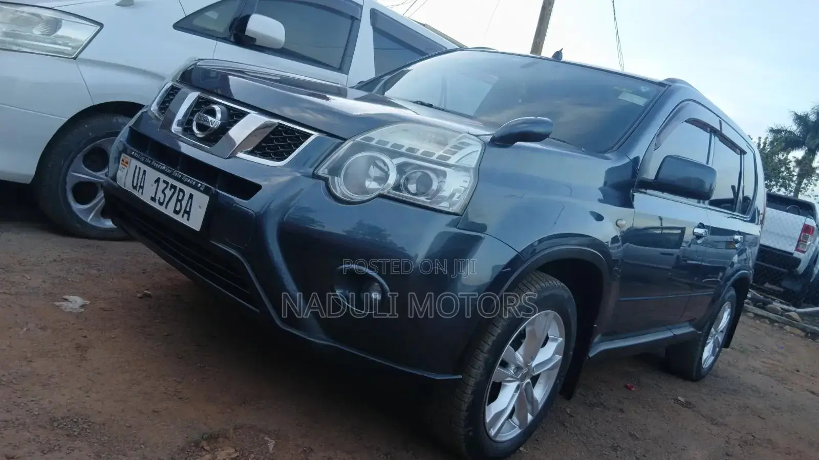 Nissan X-Trail 2.0 Petrol XE 2011 Gray
