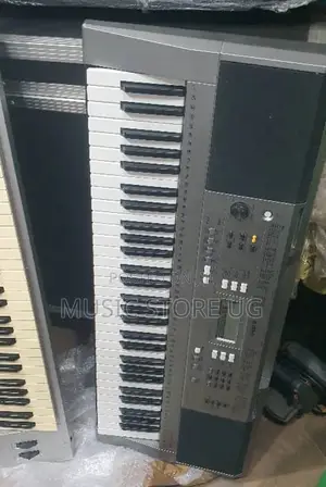 Used Yamaha Keyboard