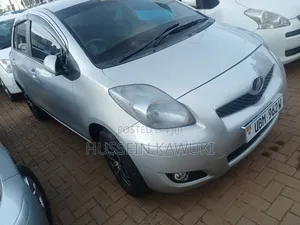 Toyota Vitz 1.3 AWD 5dr 2008 Silver