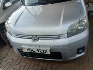 Toyota Corolla Rumion Hatchback 1.5 FWD 2008 Silver