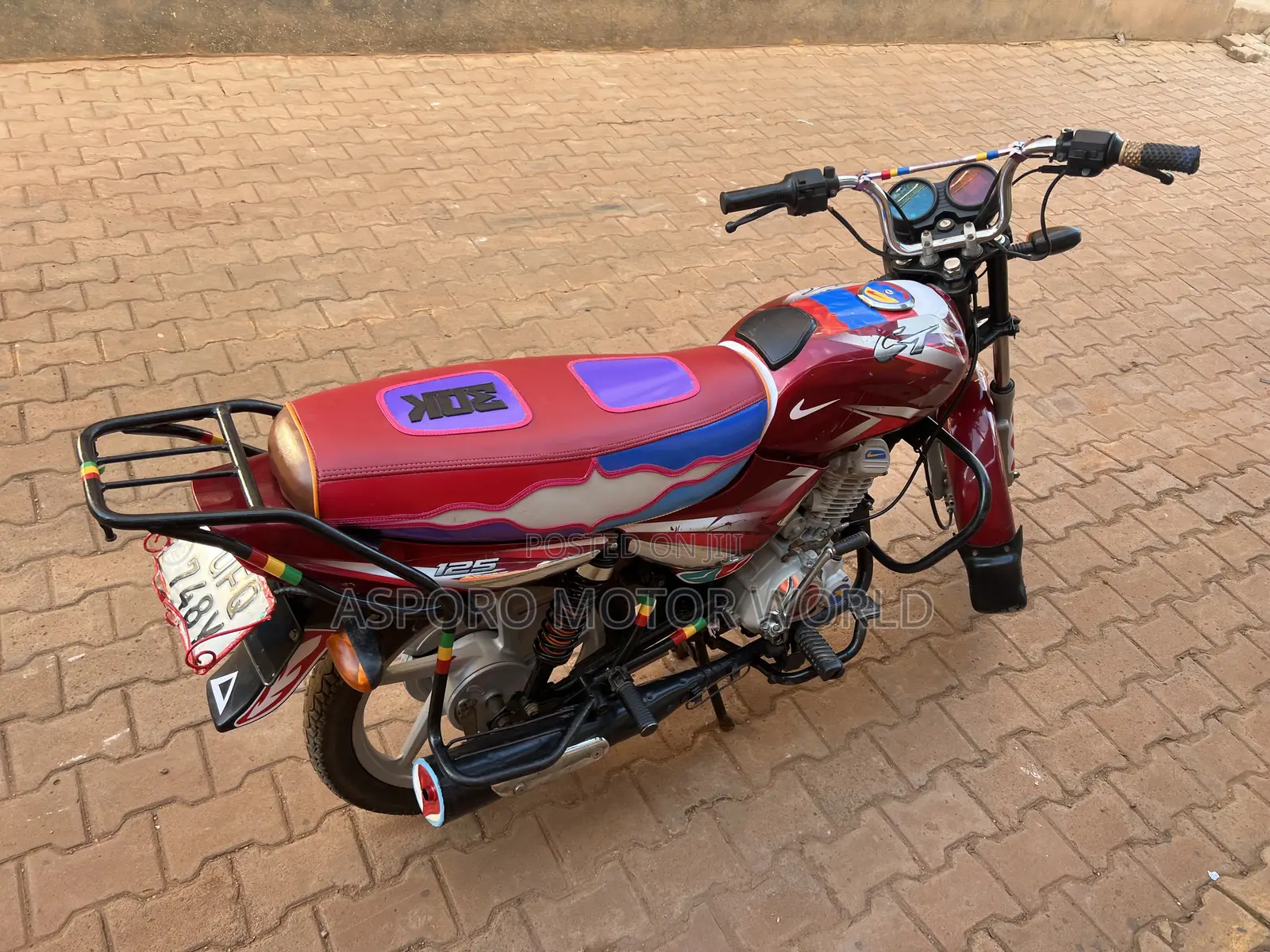 Bajaj CT 125X 2023 Red