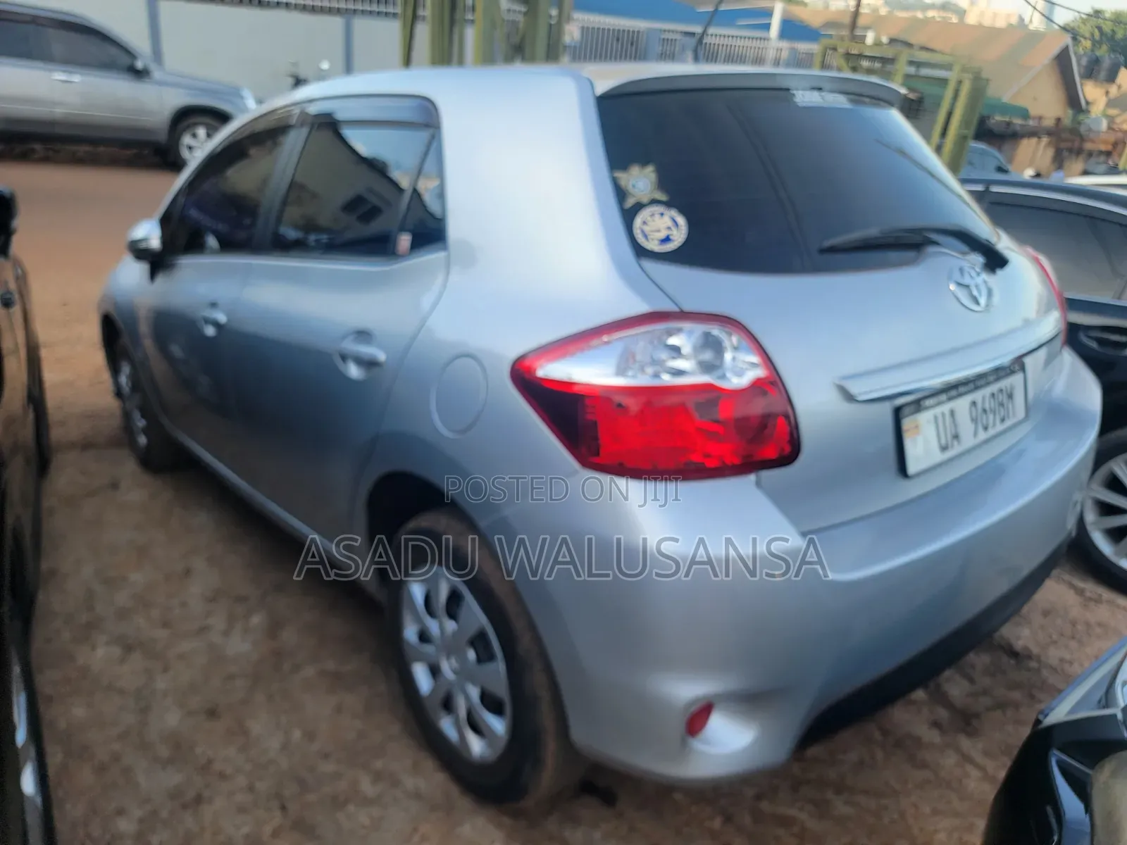 Toyota Auris 2012 Silver