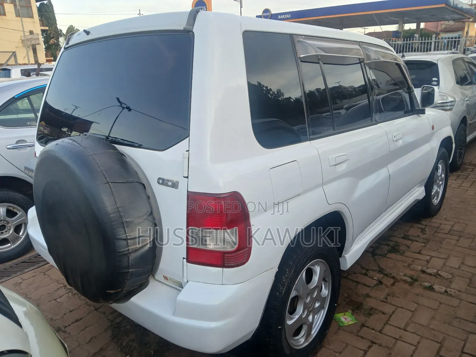 Mitsubishi Pajero IO 1998 White