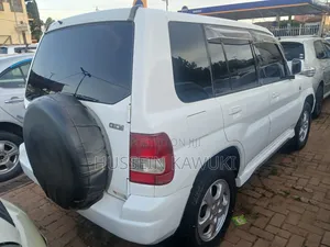 Mitsubishi Pajero IO 1998 White