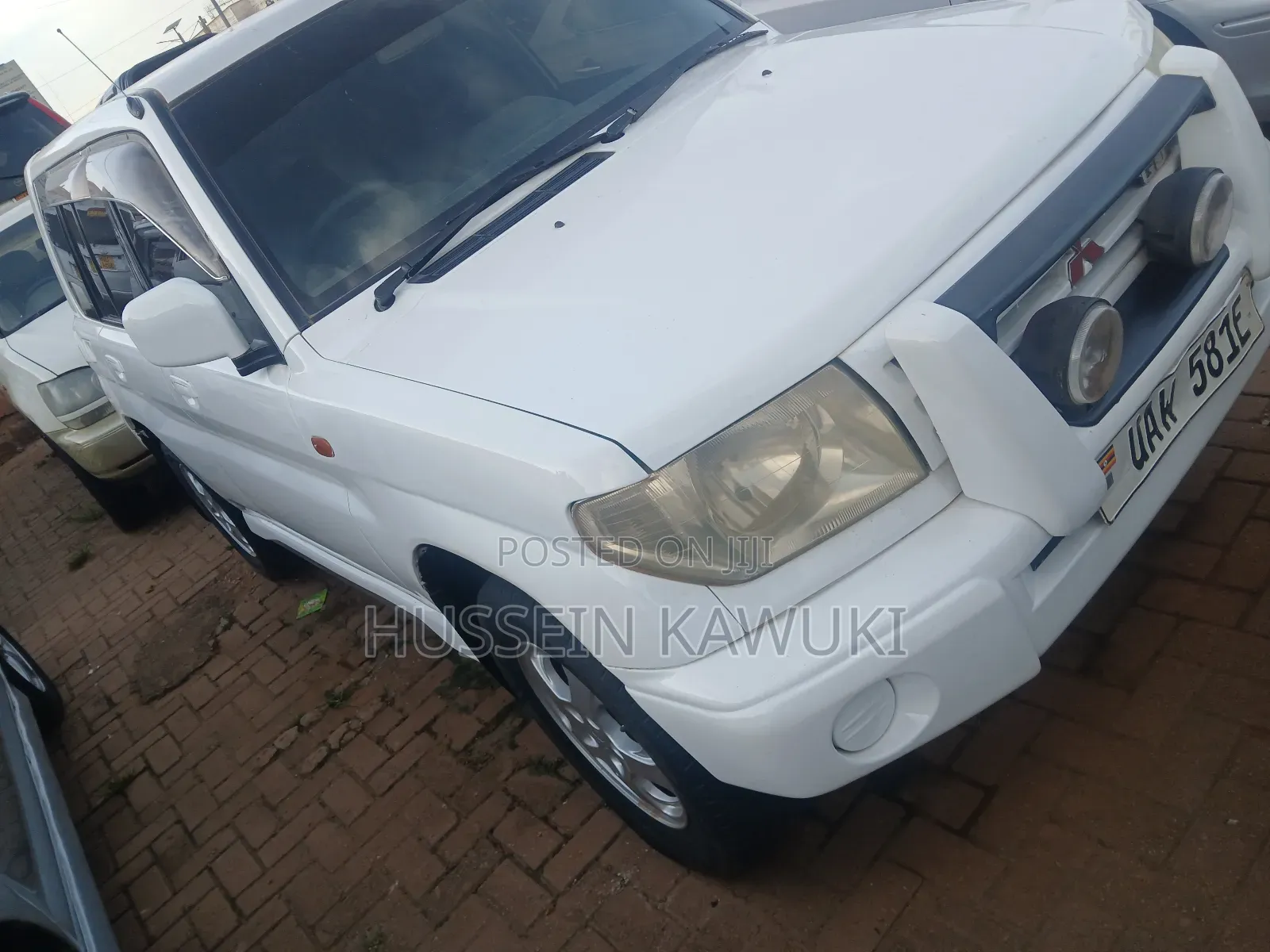 Mitsubishi Pajero IO 1998 White