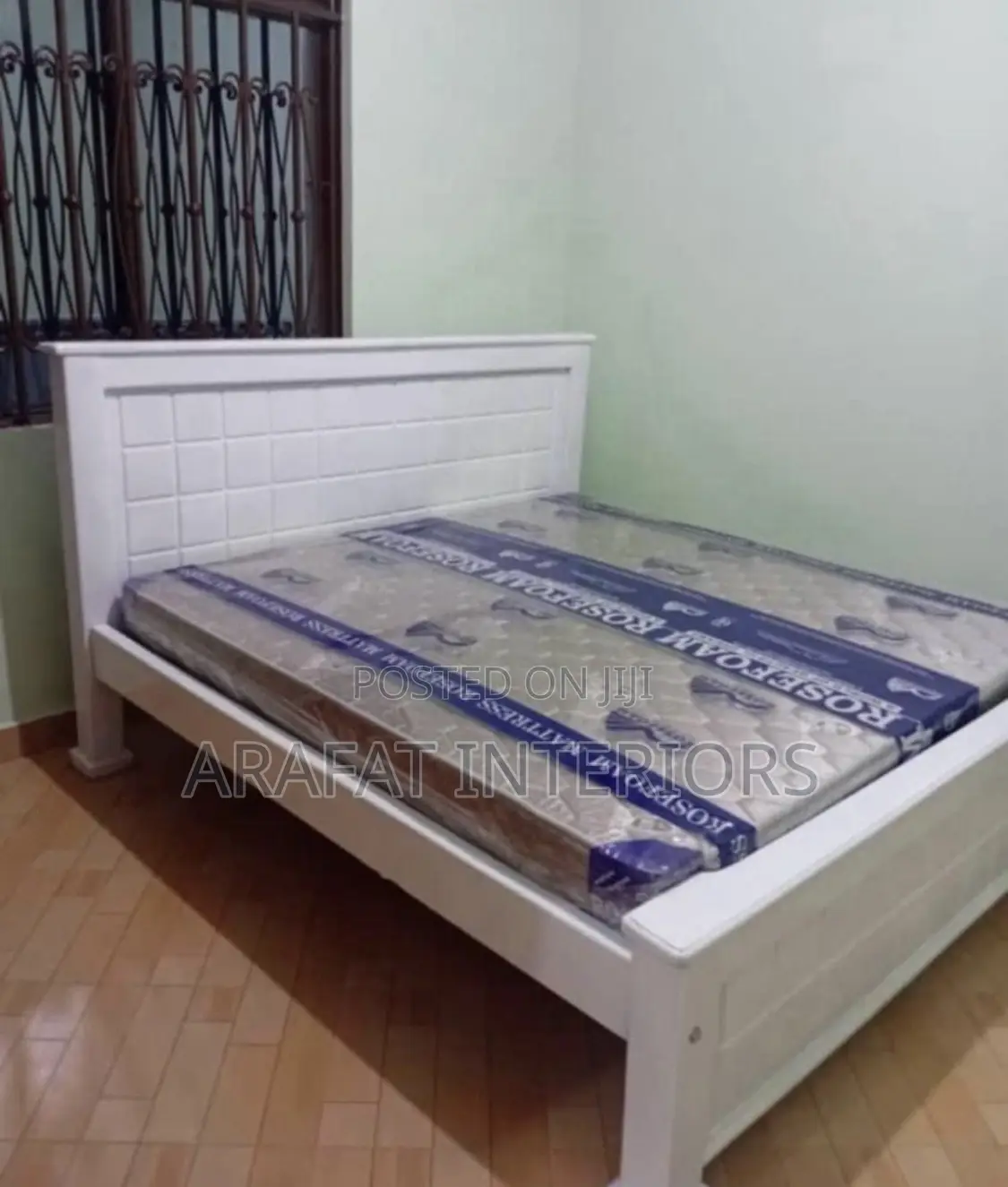 5by6 Elegant White Tiled Bed Set