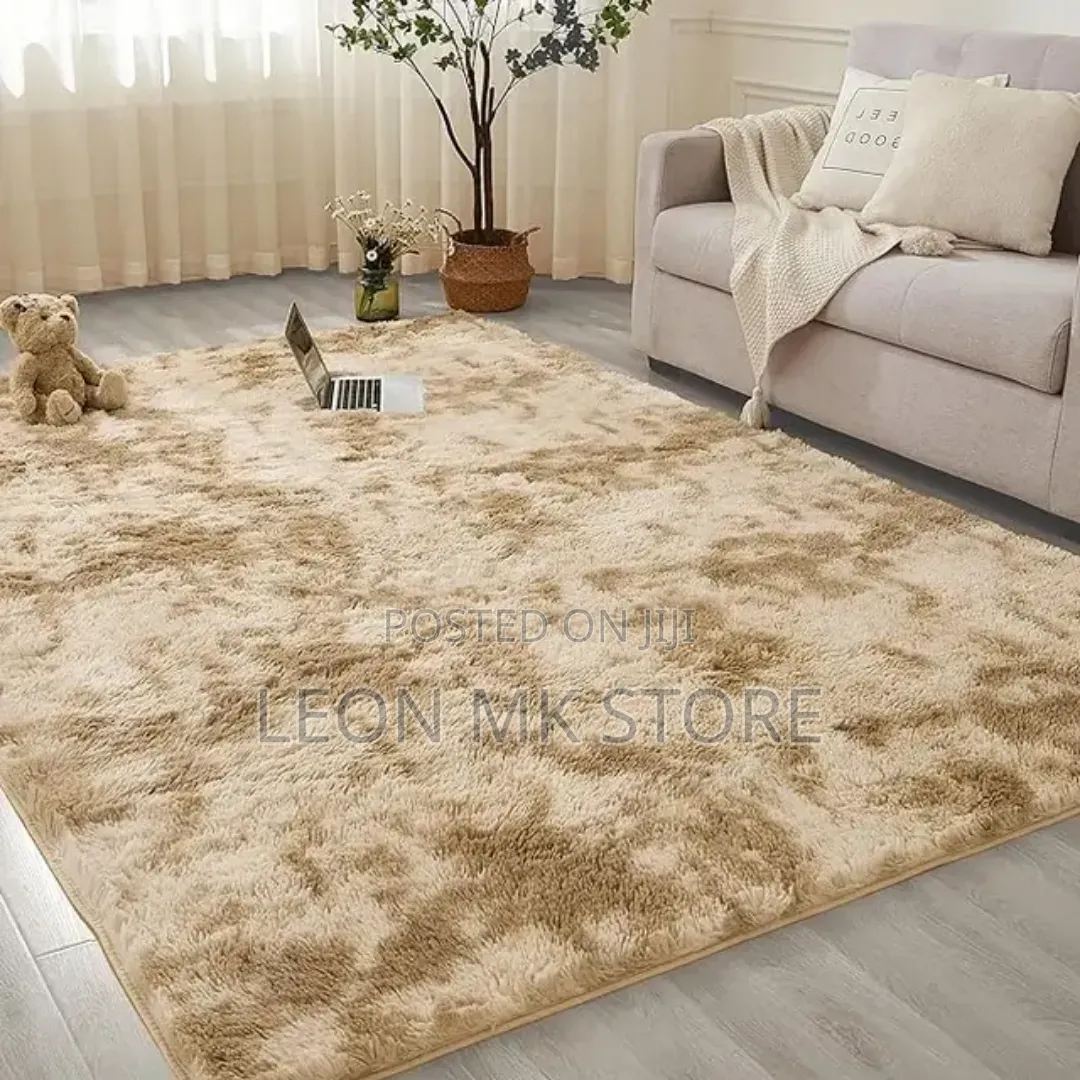 Polyester Shaggy Fluffy Carpet