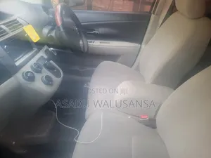 Toyota Passo Sette 2008 Gold
