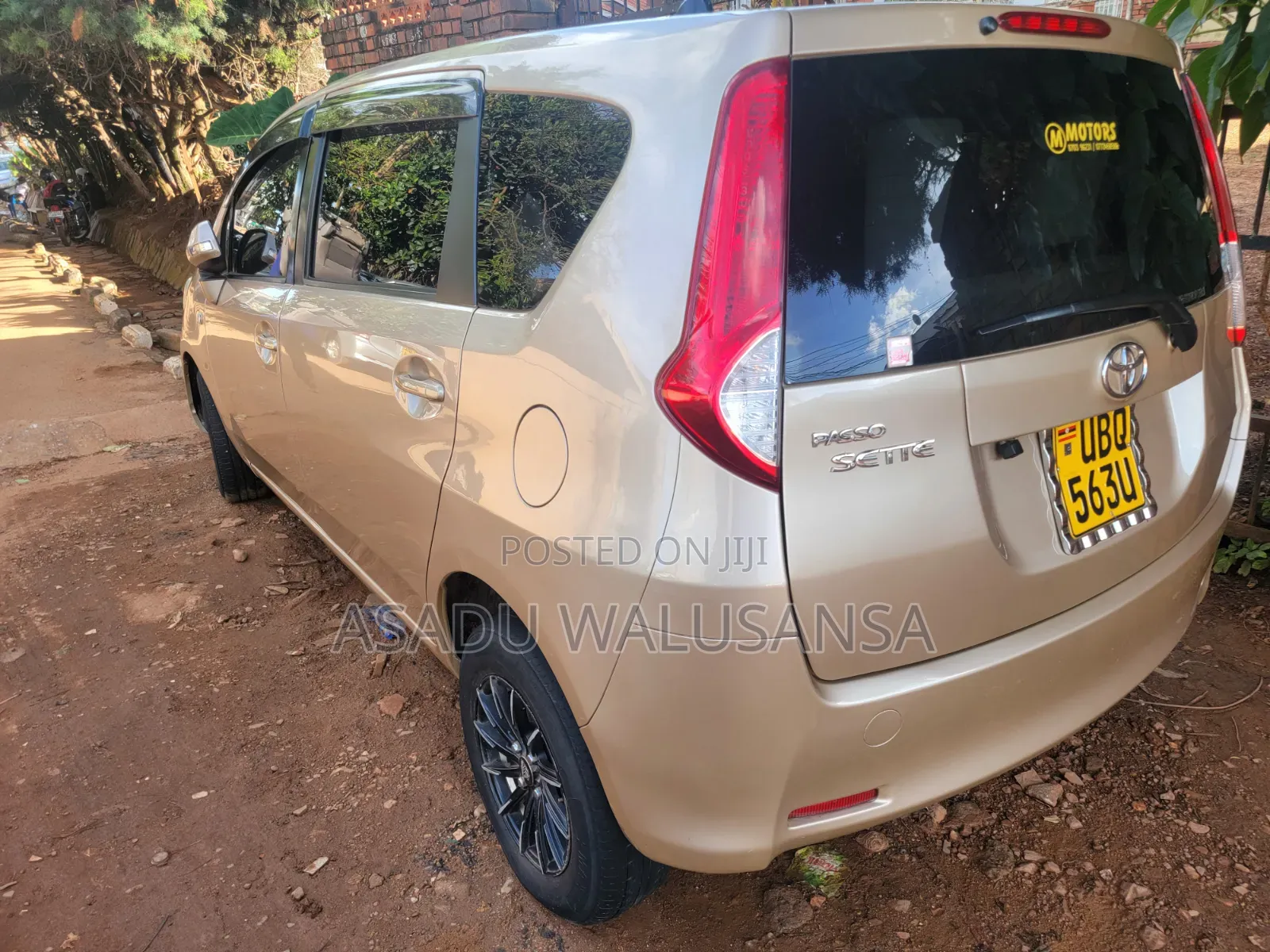 Toyota Passo Sette 2008 Gold