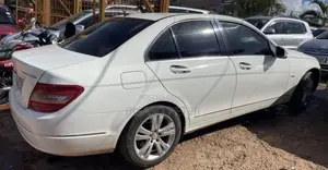 Mercedes-Benz C200 2010 White