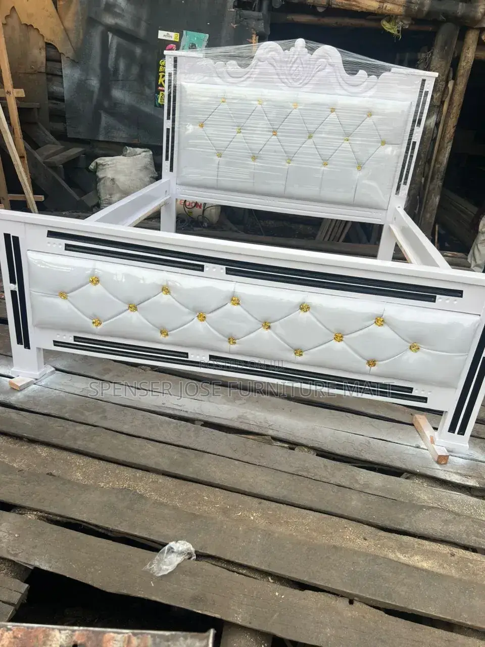 Bed 5by6 Super White