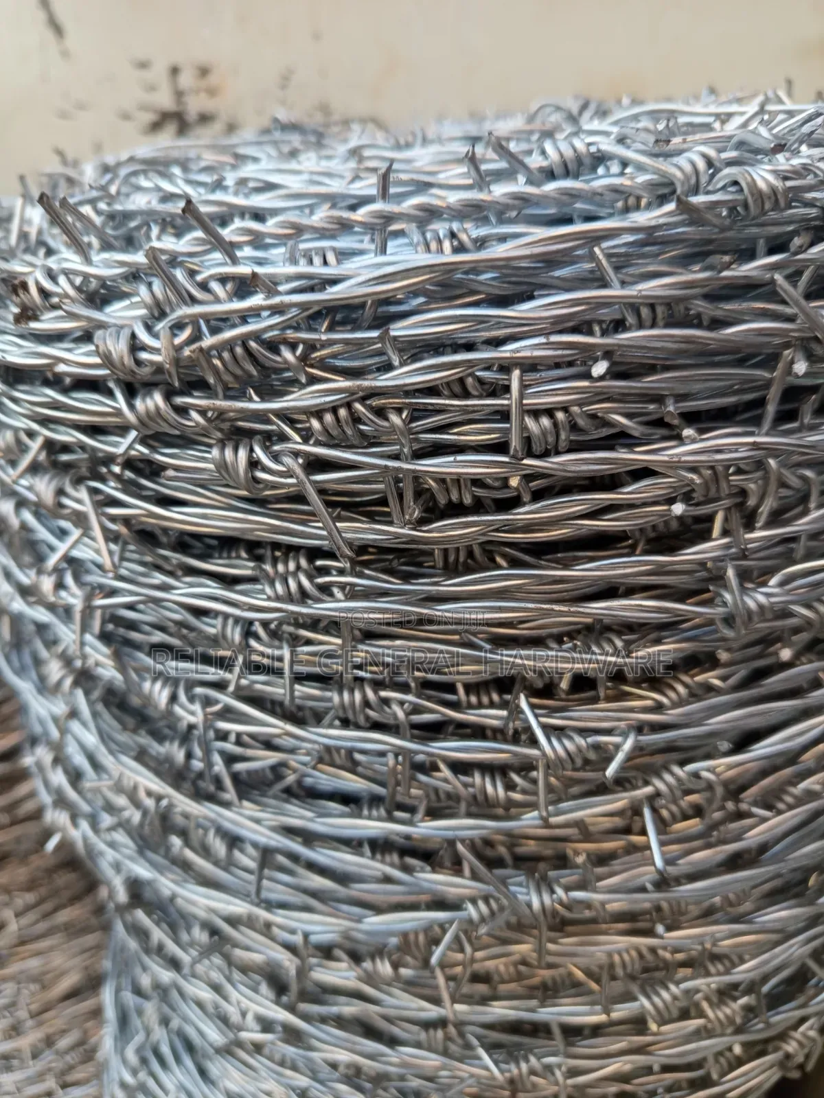 Barbed Wire G.14 300meters 25kg( Wire Diameter 2mm)