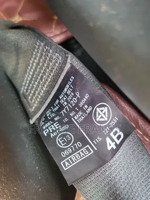 Toyota Hilux Rugged 4x4 2019 Maroon