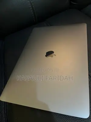 New Laptop Apple MacBook 2018 32GB Intel Core i7 HDD+SSD 1T