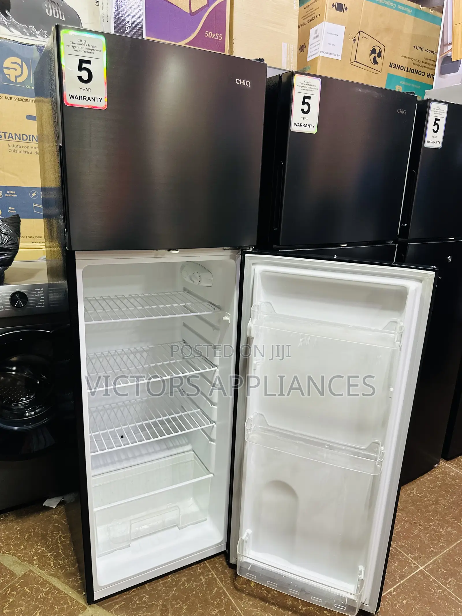 Chiq 220l Double Door Refrigerator Black
