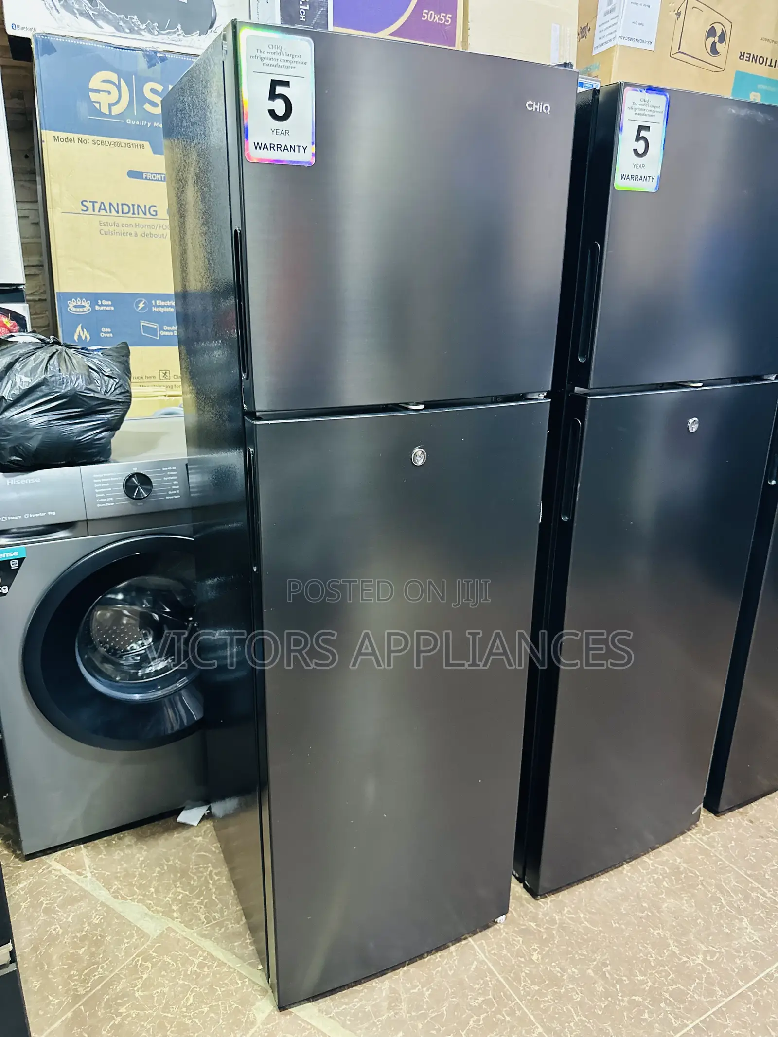 Chiq 220l Double Door Refrigerator Black
