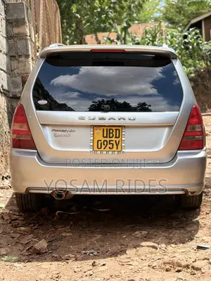 Subaru Forester Automatic 2005 Silver