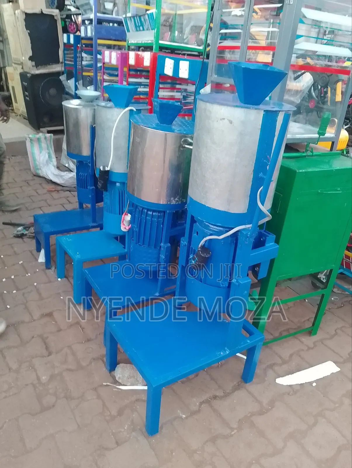 Grinding Machine for Ground Nuts and Others